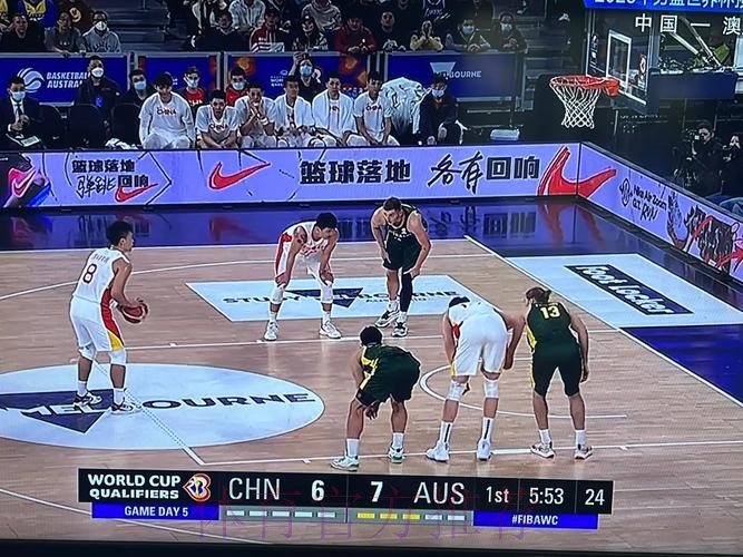 CCTV5全程直播男篮世界杯赛事，精彩不断